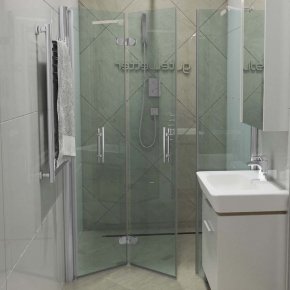 LUX DOOR GK-103C-CH02 хром матовый стекло бесцветное левое открывание двери